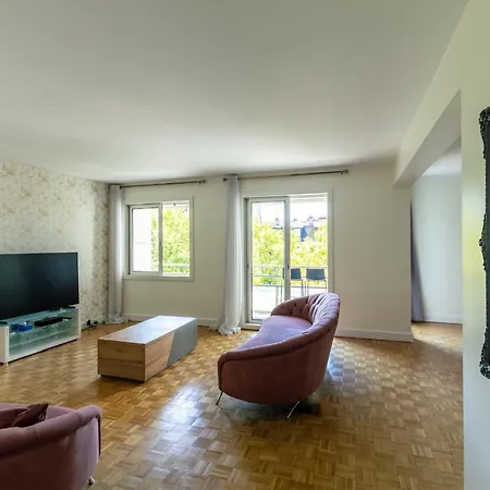 Modern - Pont Mirabeau Appartement Paris